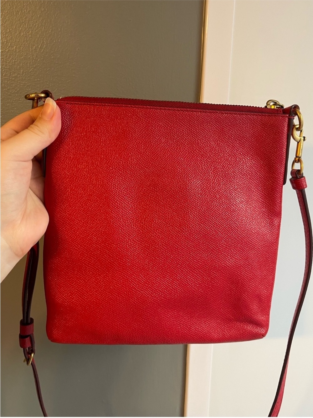 Coach red crossbody - Picture 6 of 10